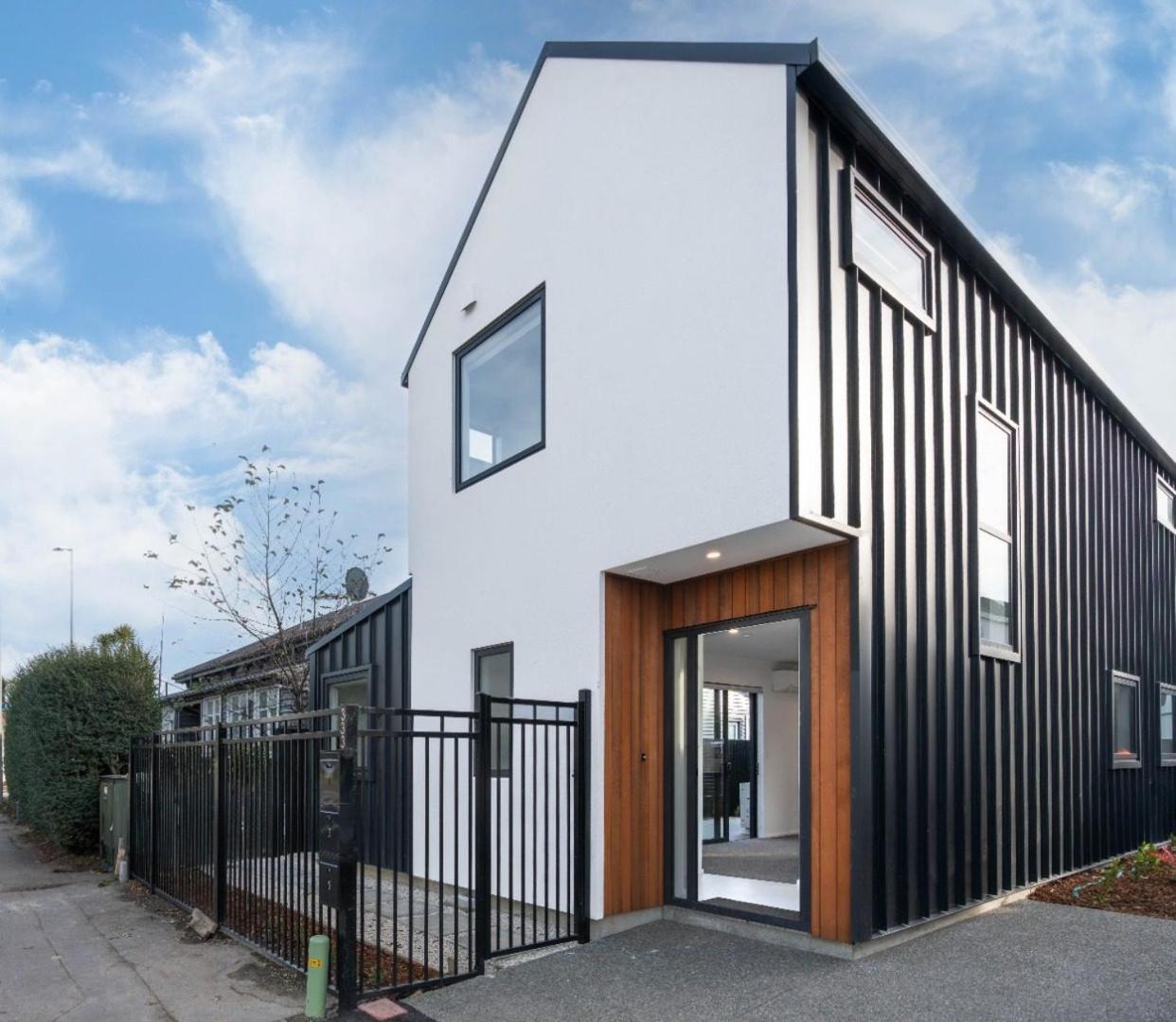 Brand New Close To Cbd 3 Bed 3 Bath With Garage Κράισττσερτς Εξωτερικό φωτογραφία